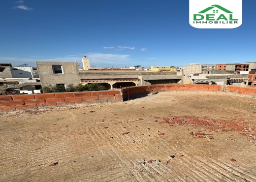 Rez de jardin et 2 Duplex inachevée à M'saken - Bien immobilier à {"id":20,"country_id":219,"name":"SOUSSE","slug":"sousse"} - Agence Deal Immobilier