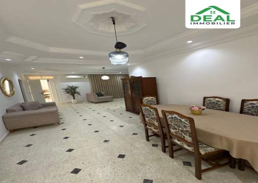 À VENDRE :  Maison S+3 et un étage inachevée